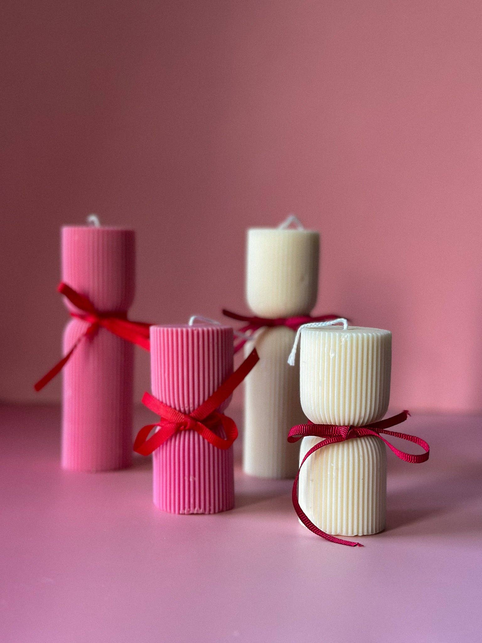 Hourglass Ribbed Candle  Ivory - Small