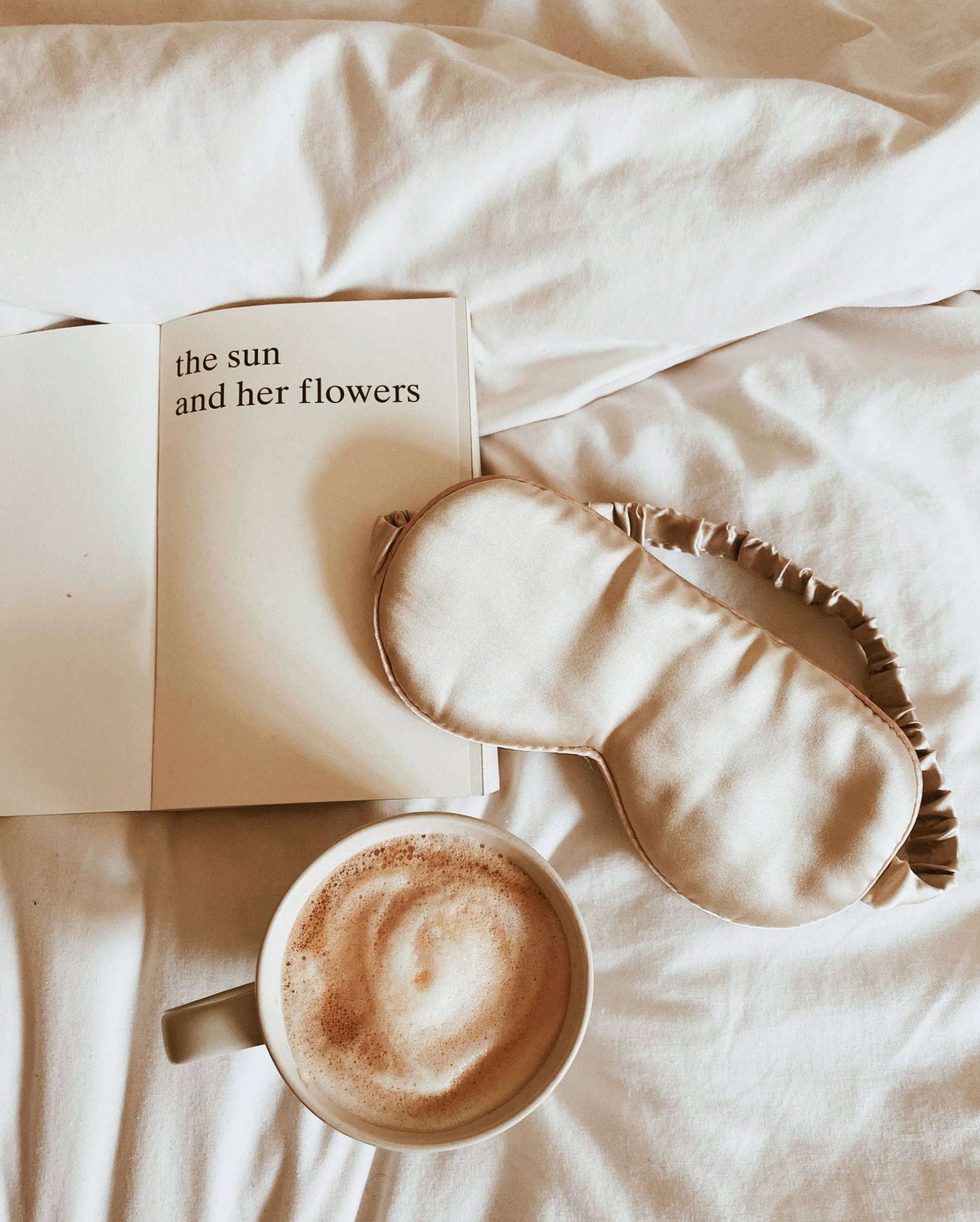 The Pure Silk Eye Mask with gift box: French Navy