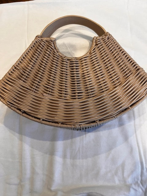 Cream Fan - Wicker Bag