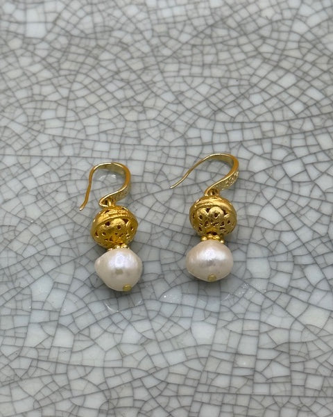 Freshwater pearl and gold ball earrings