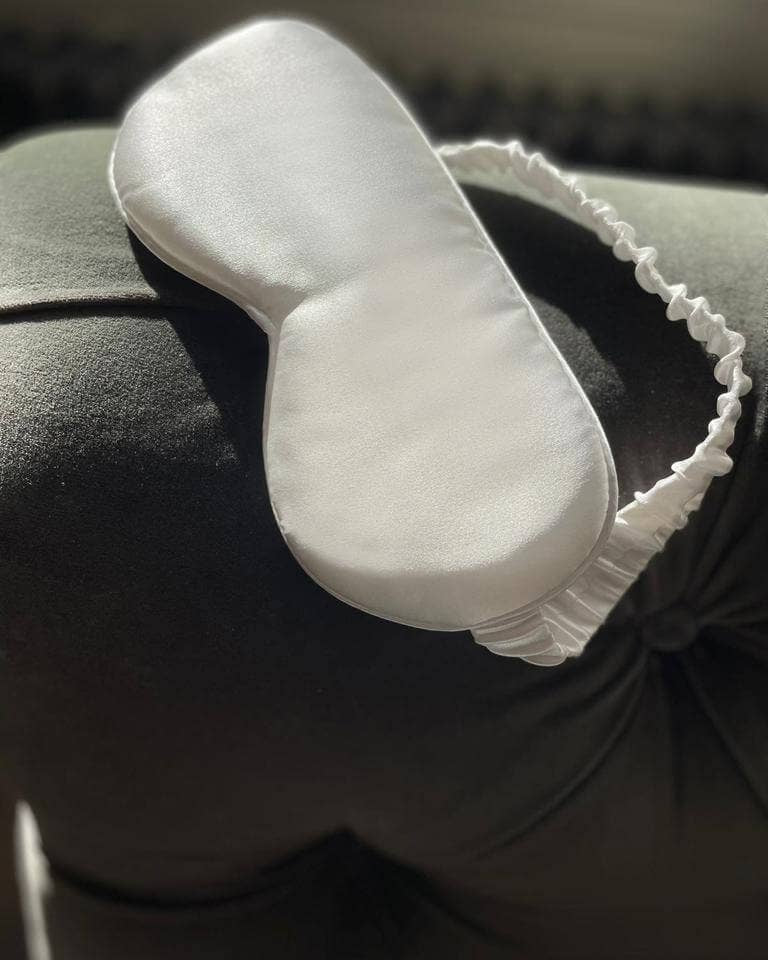 Oyster  Pure Silk Eye Mask with gift box