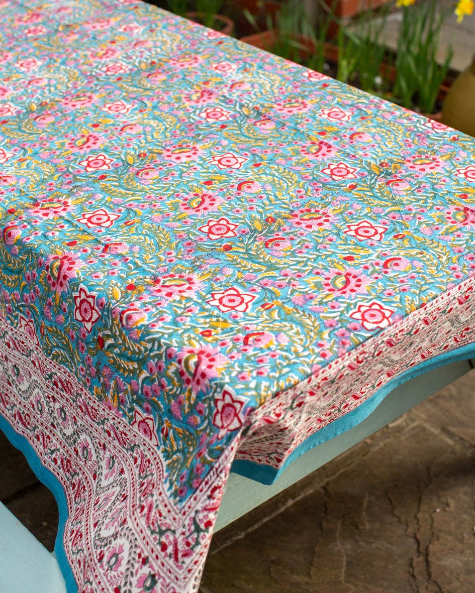 Colourful Tablecloth: 150 x 220cm