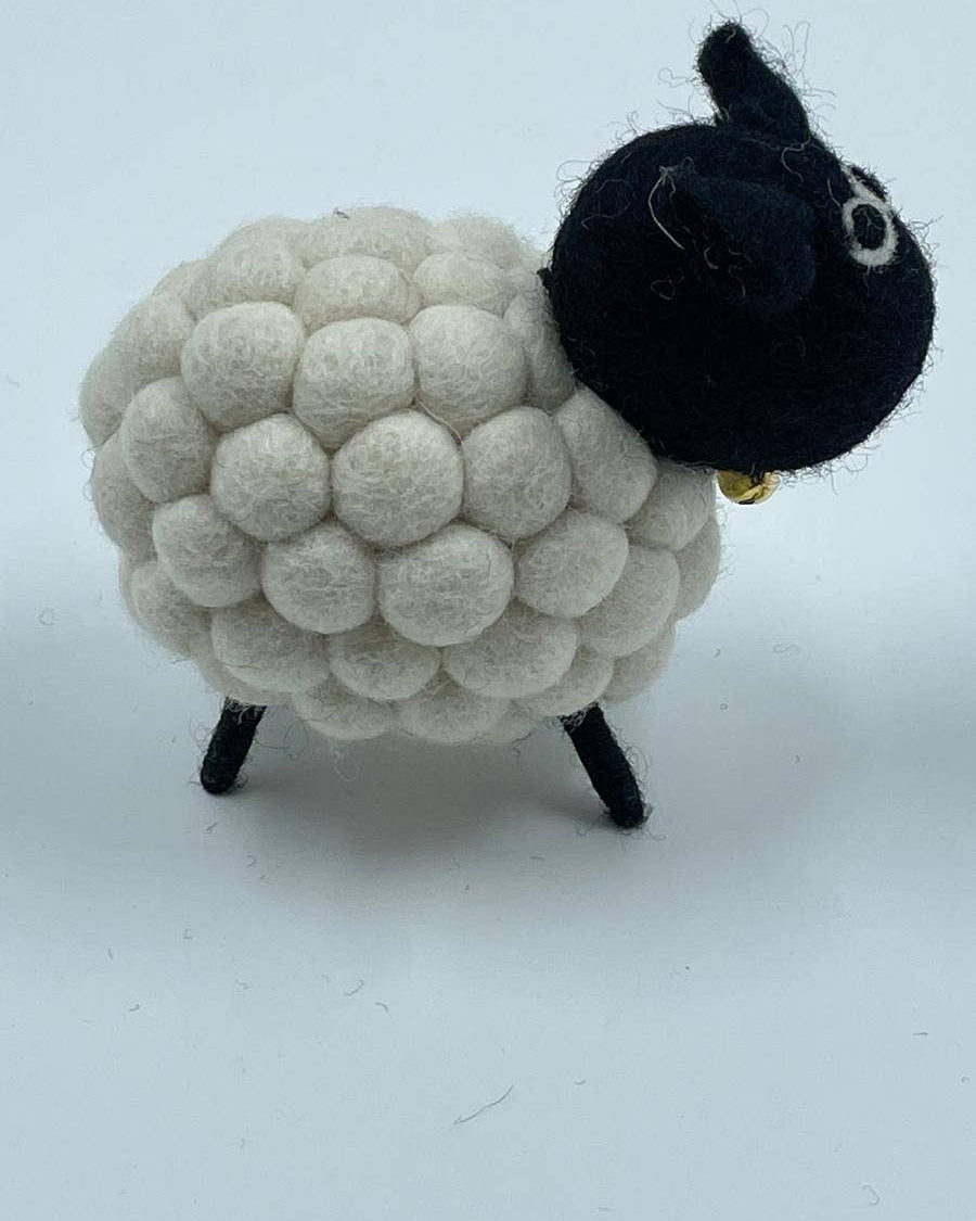 Handmade Felt White Knot Sheep Decoration