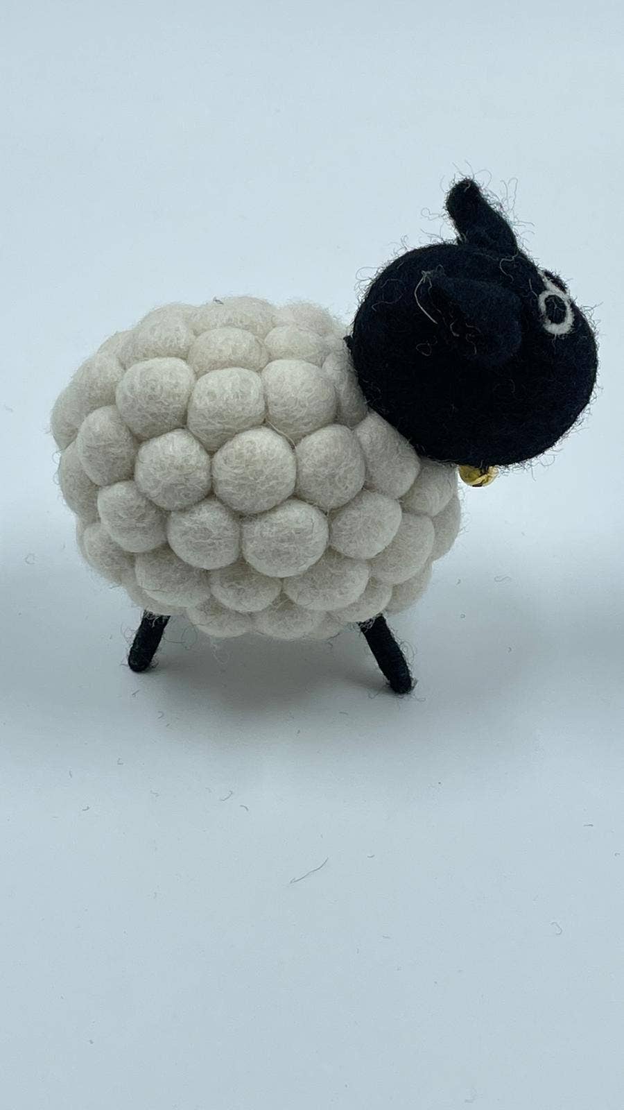 Handmade Felt White Knot Sheep Decoration