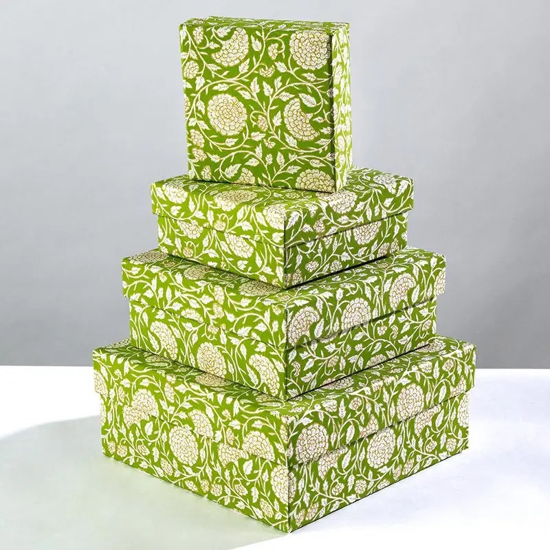 Medium Green Gift Box 6" x 6" x 2.5"