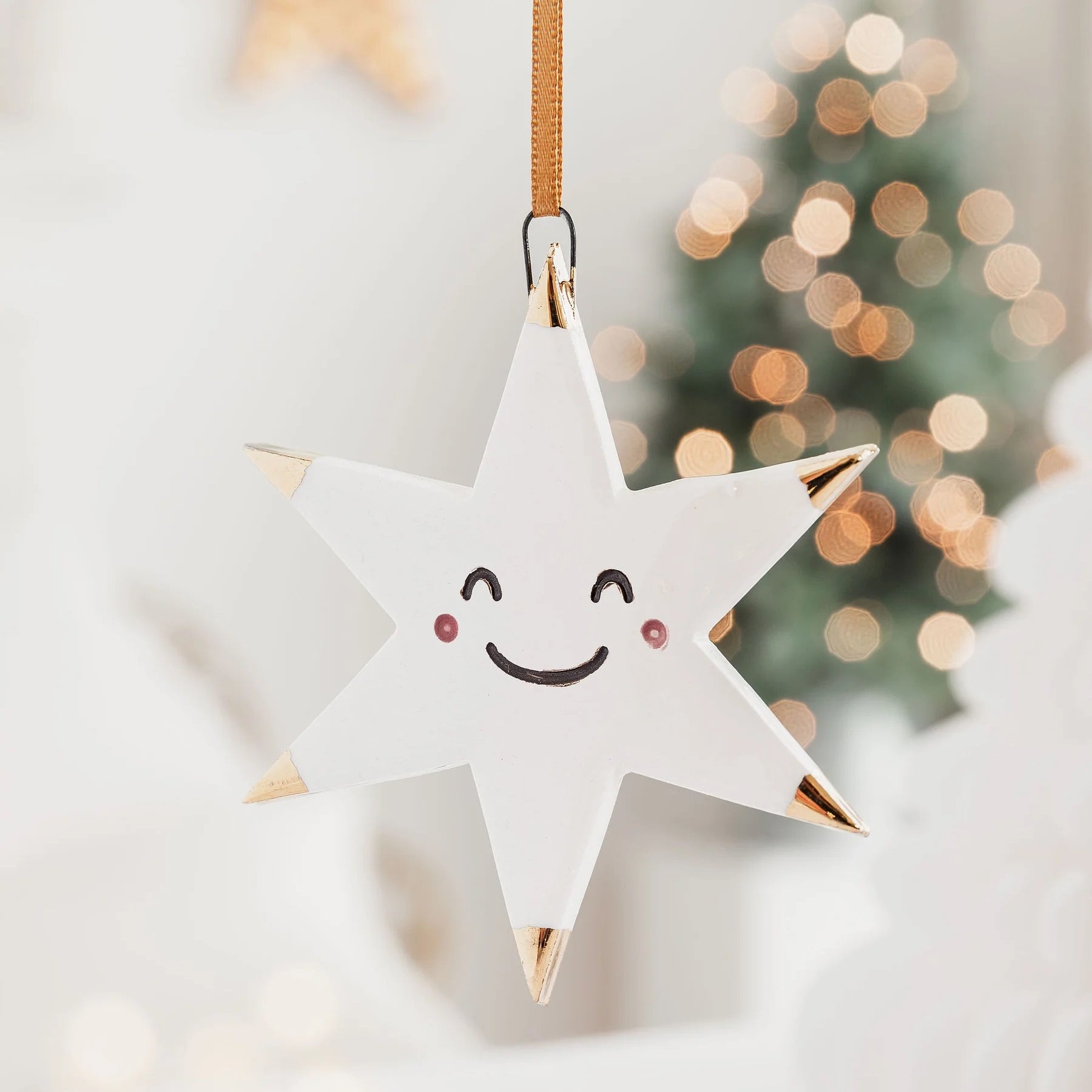 White Rain - Ceramic star with smile