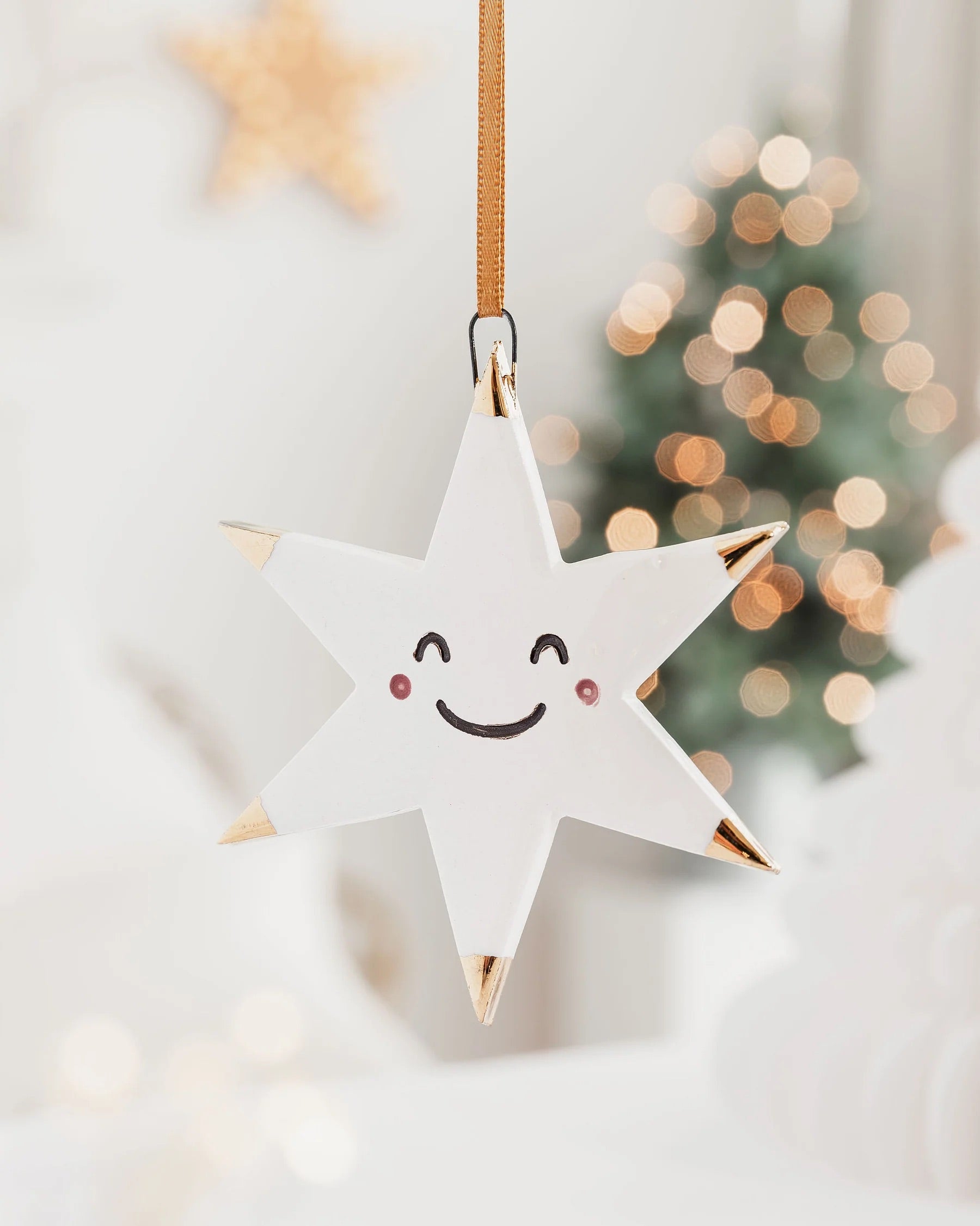 White Rain - Ceramic star with smile
