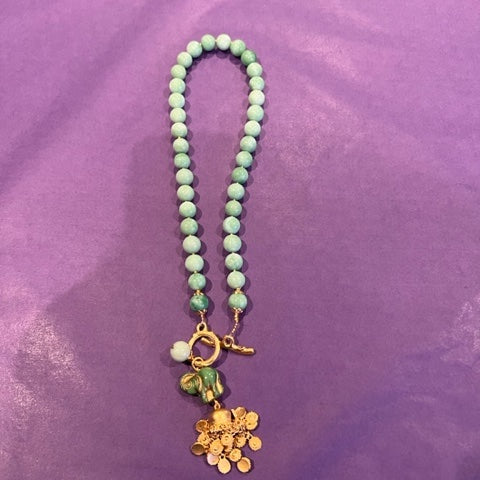 Agate necklace with elephant