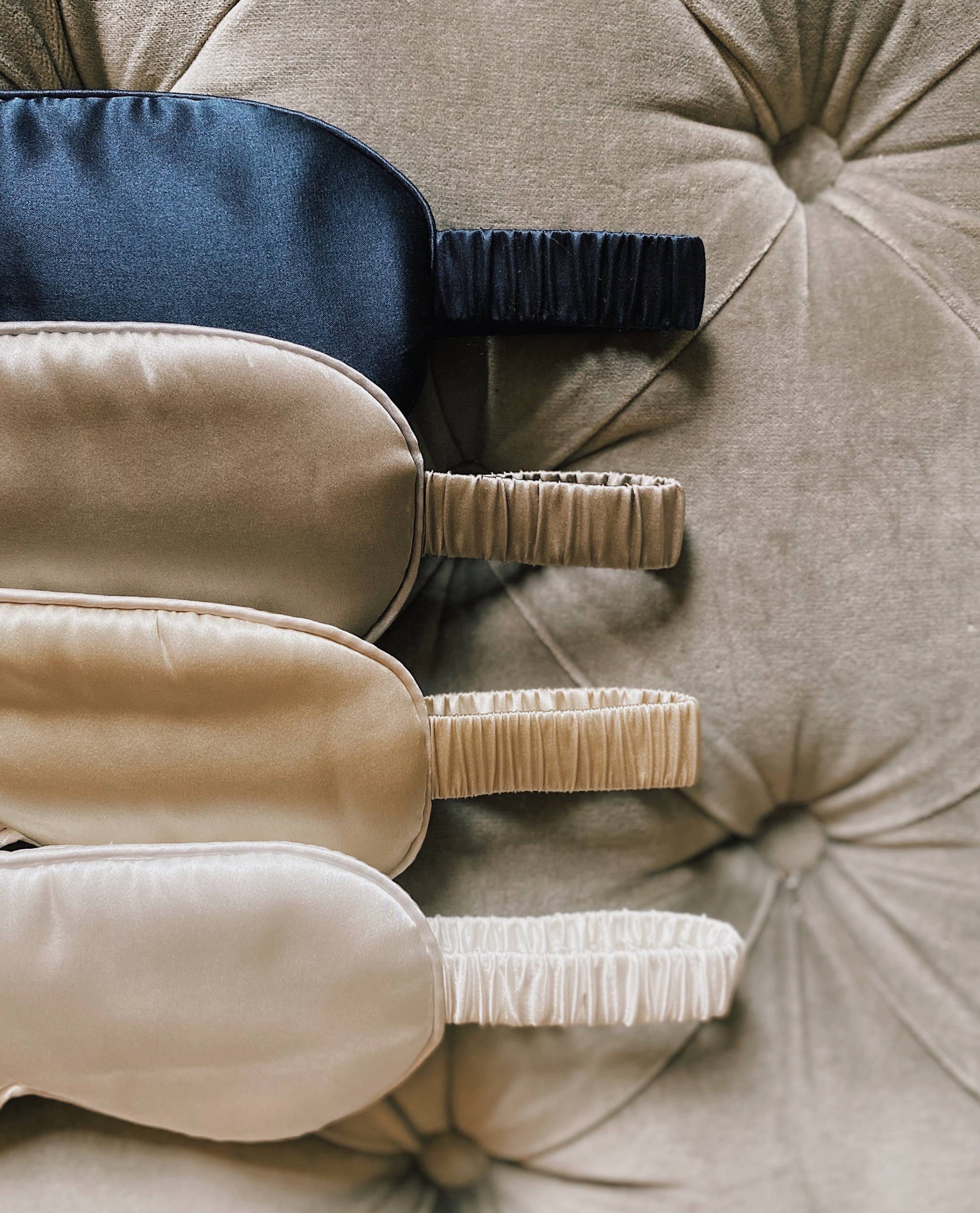 The Pure Silk Eye Mask with gift box: French Navy