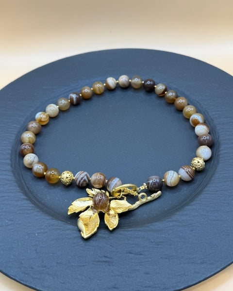Brown Agate Necklace with gold vine leaf