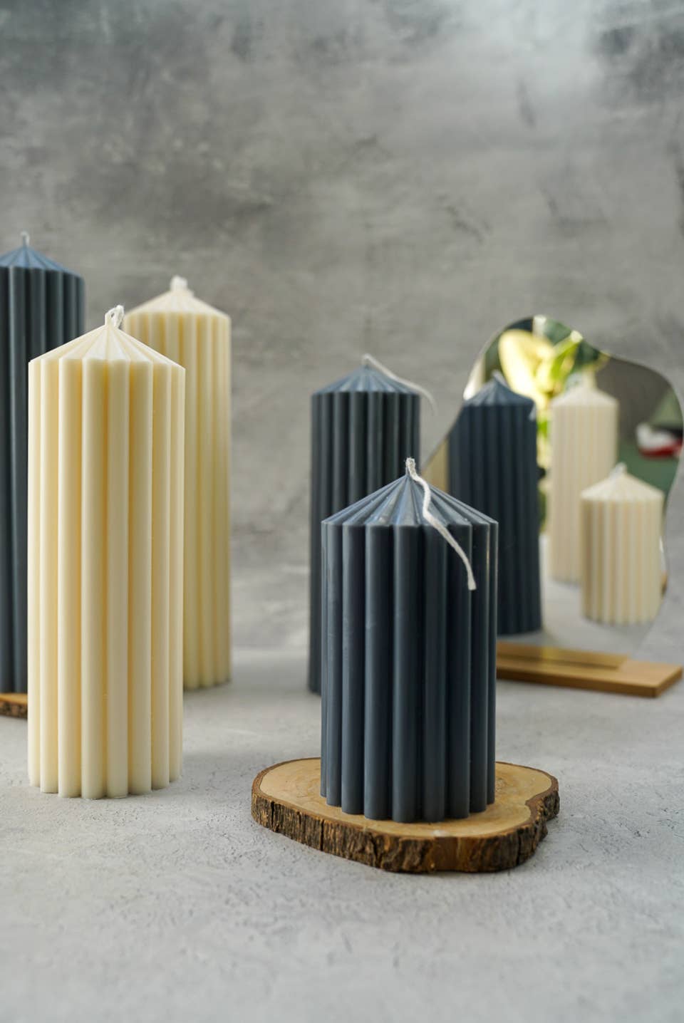 Small Grey Ribbed Thick Soy Candle