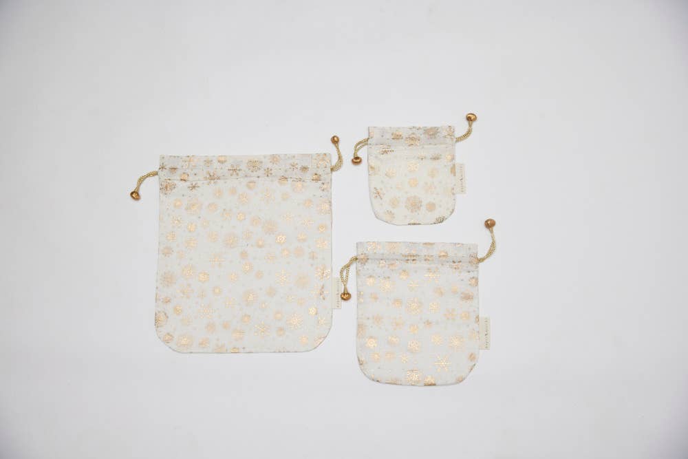 Medium Fabric Gift Bags Drawstring- : Medium - H23cm x W19cm, Scarlet Woodland