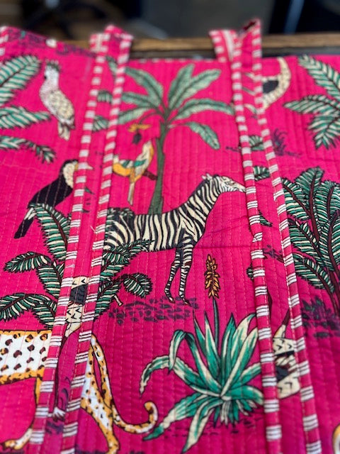Hot pink cotton tote - Jungle animals