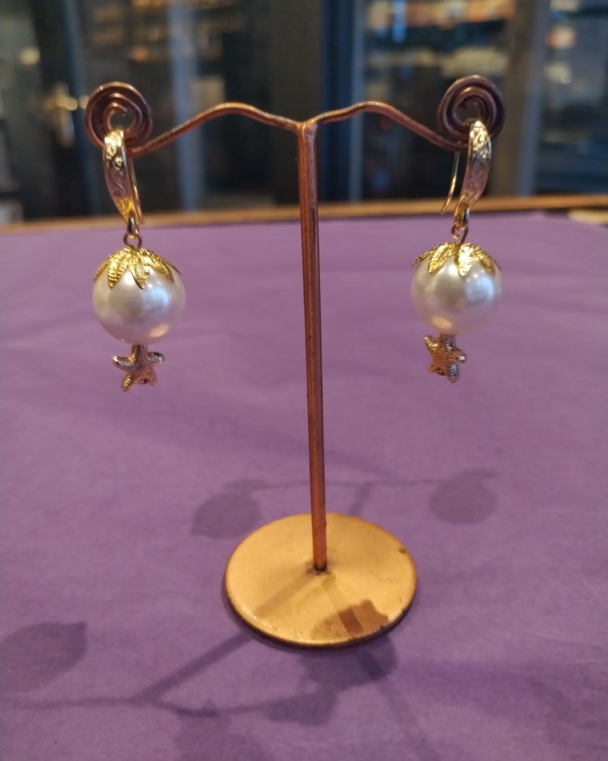 Pearl & Starfish Gold Drop Earrings