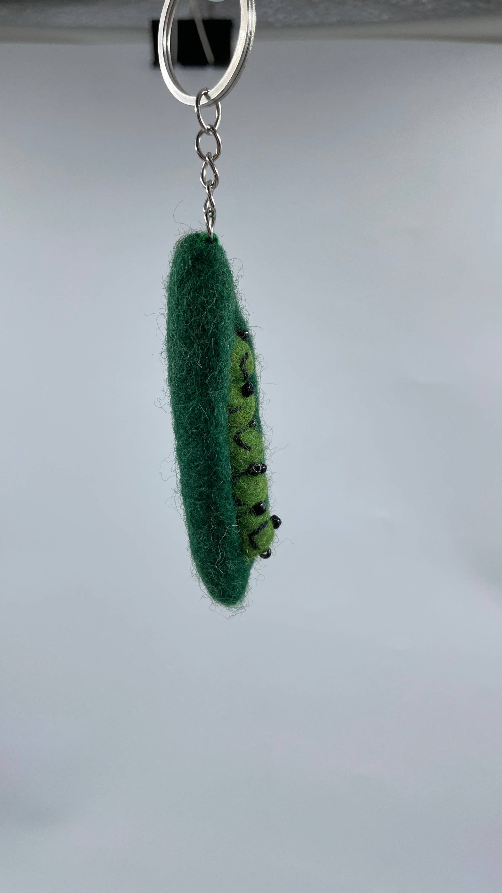 Pea Pod Keyring - Hand made from felt