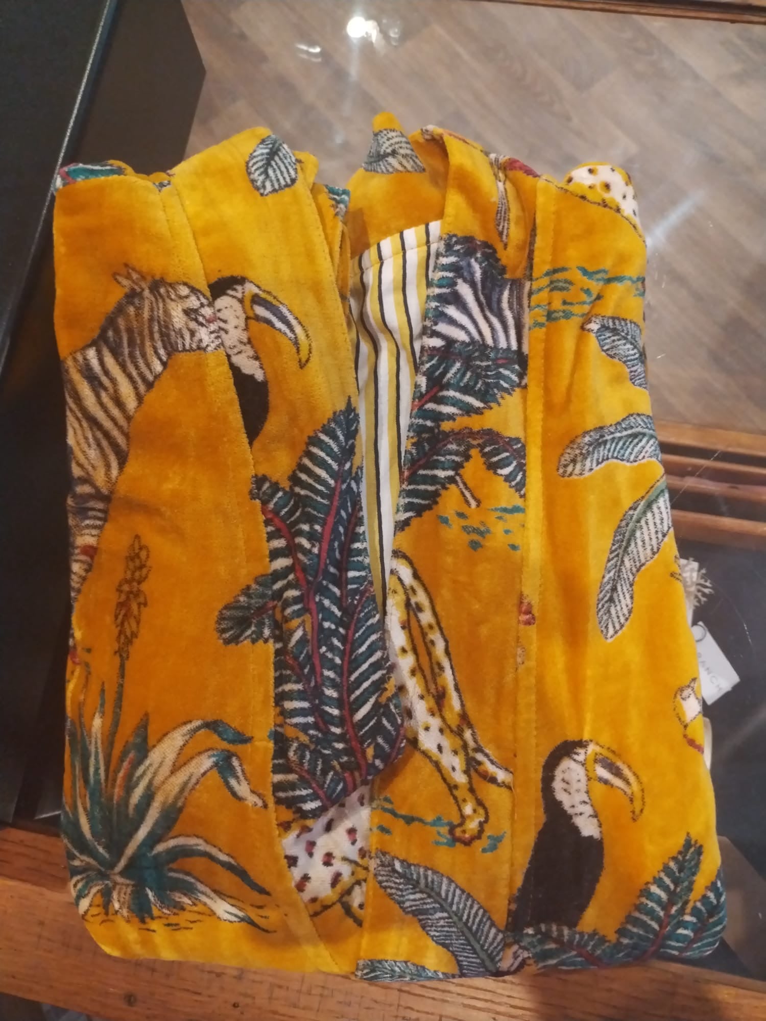 Velvet Robe - Yellow Animals