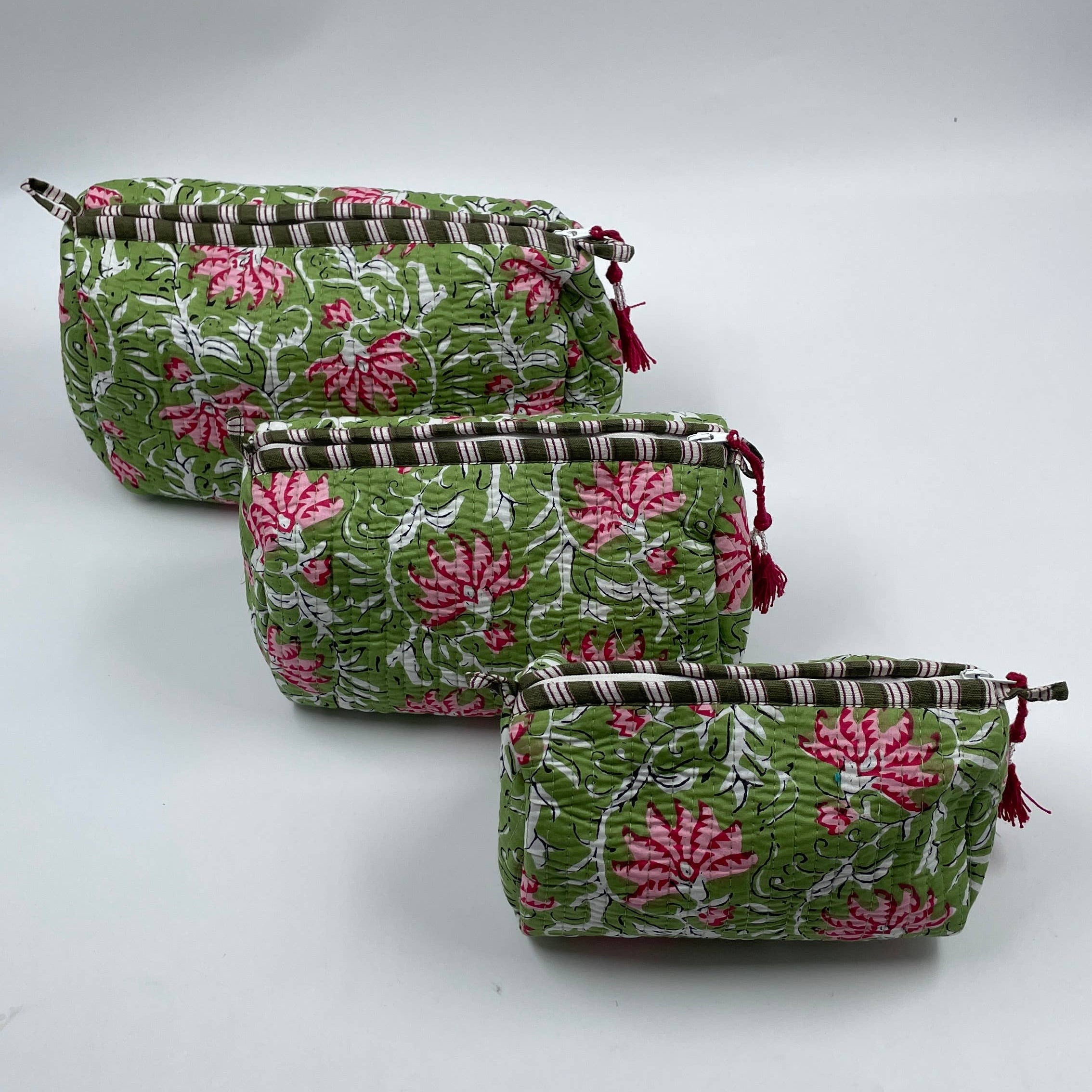 Green & Pink quilted wash bag  - Set of 3 small, medium & large