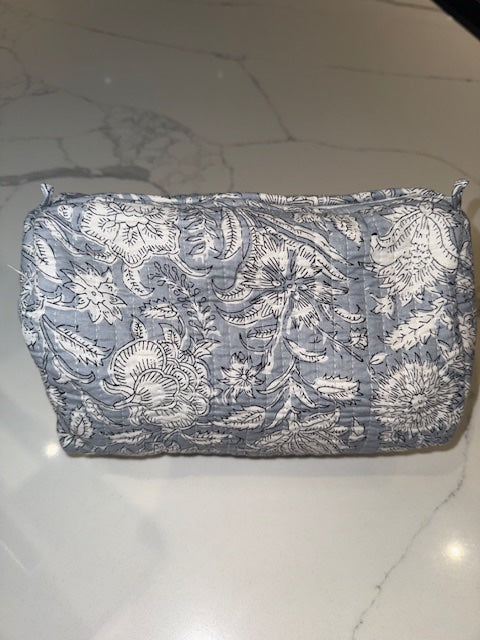 Grey Botanical set of 3 wash bags