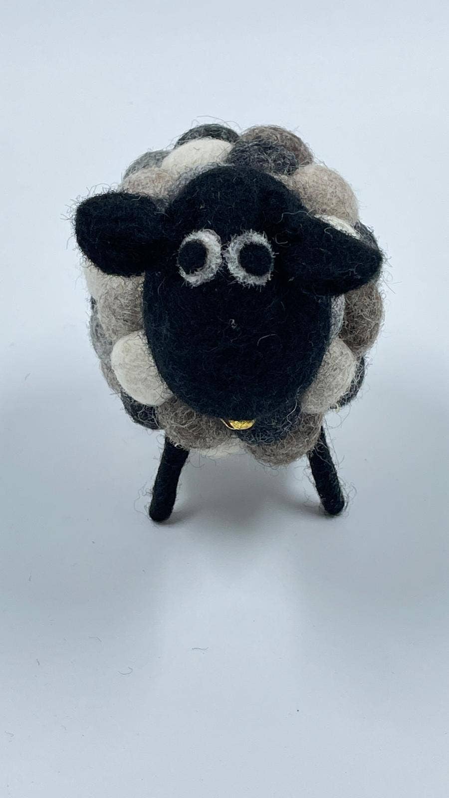 Handmade Felt Colorful Pompom Pom Pom sheep pin cushion