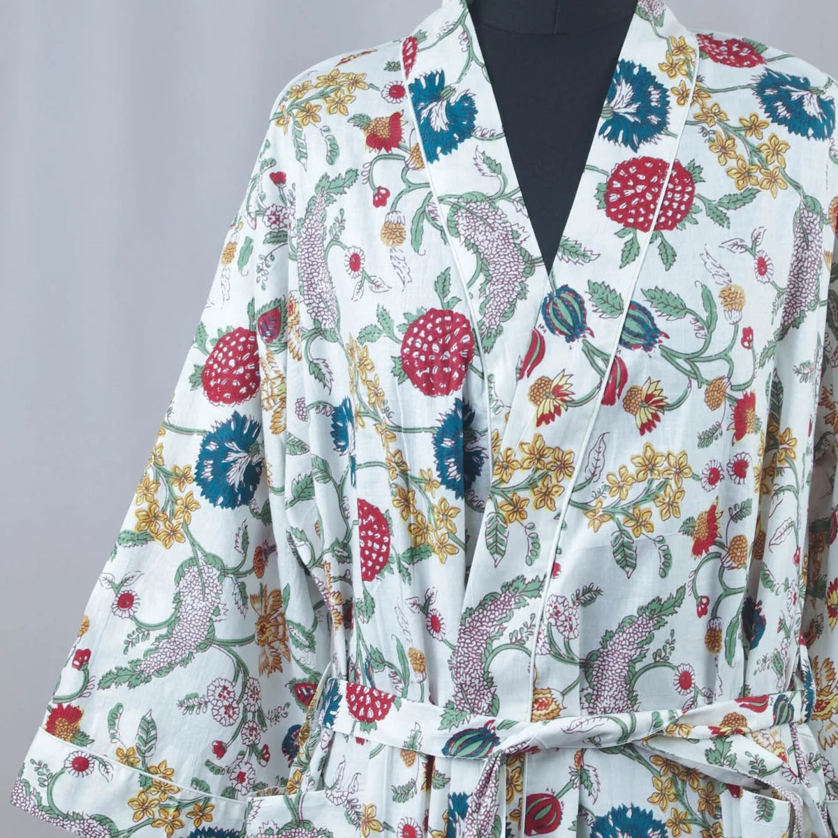 Cotton Kimono - White Wild Flowers