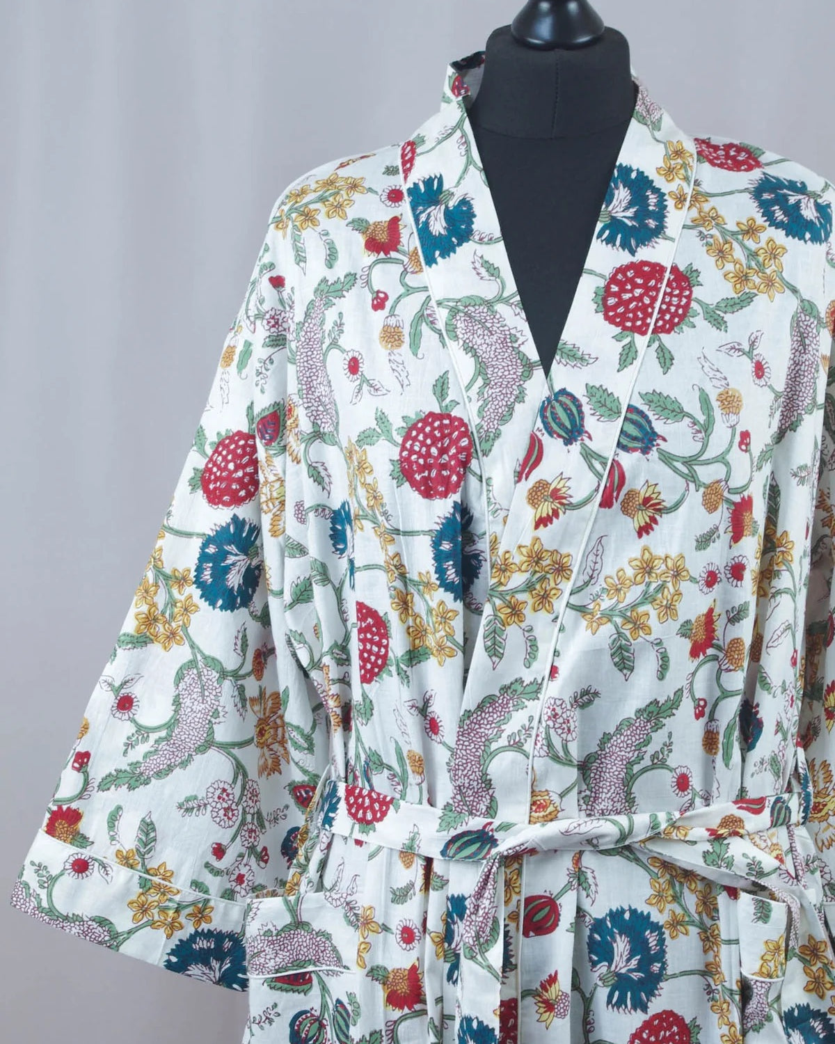 Cotton Kimono - White Wild Flowers