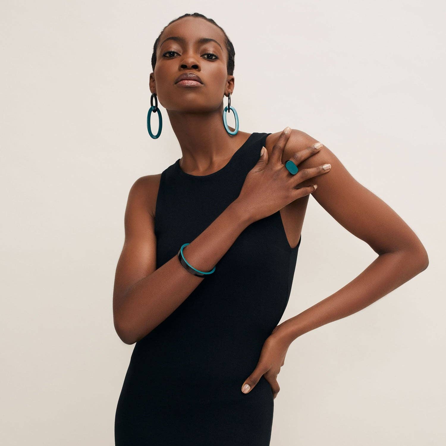 Slim teal and black Natural Bangle
