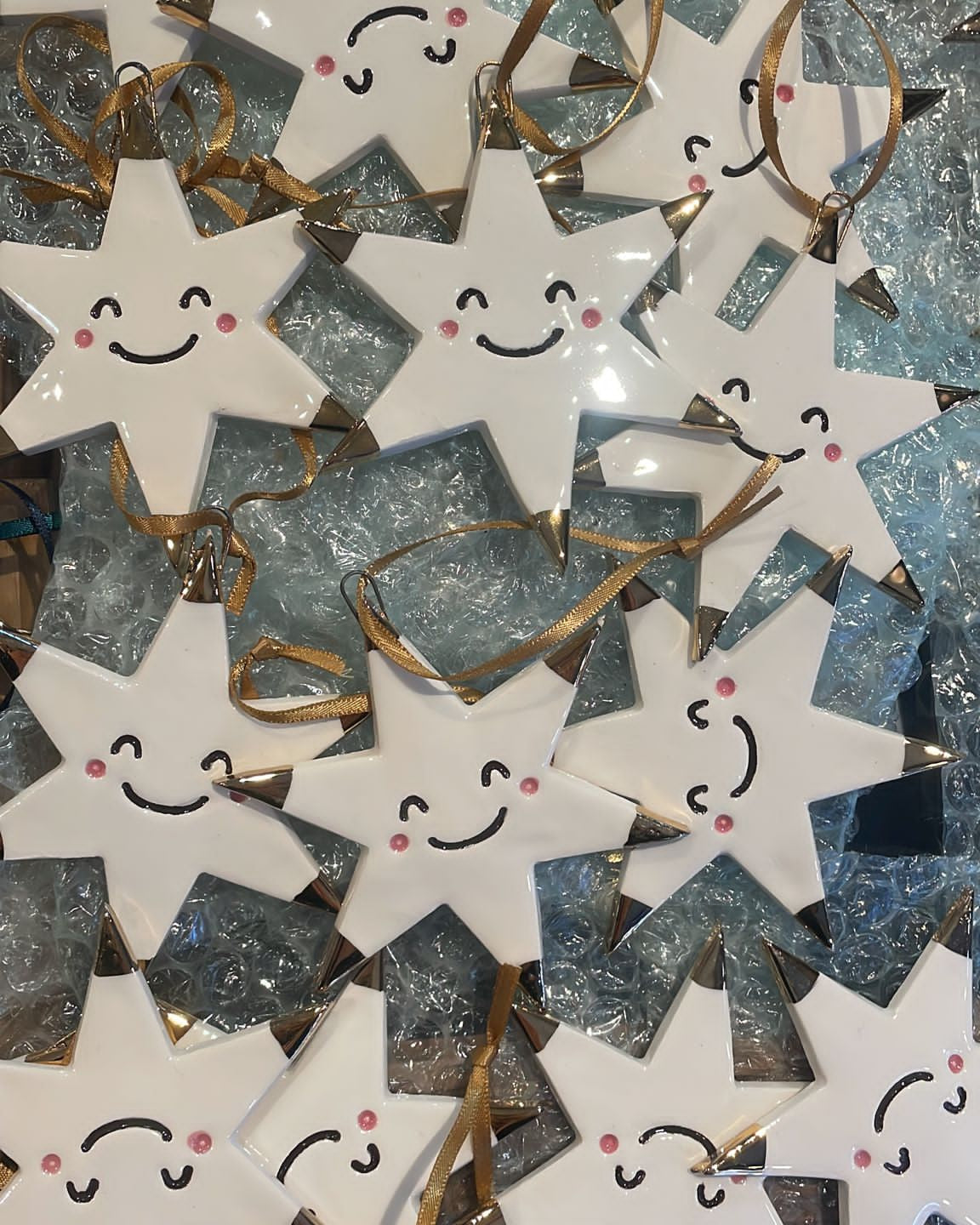 White Rain - Ceramic star with smile