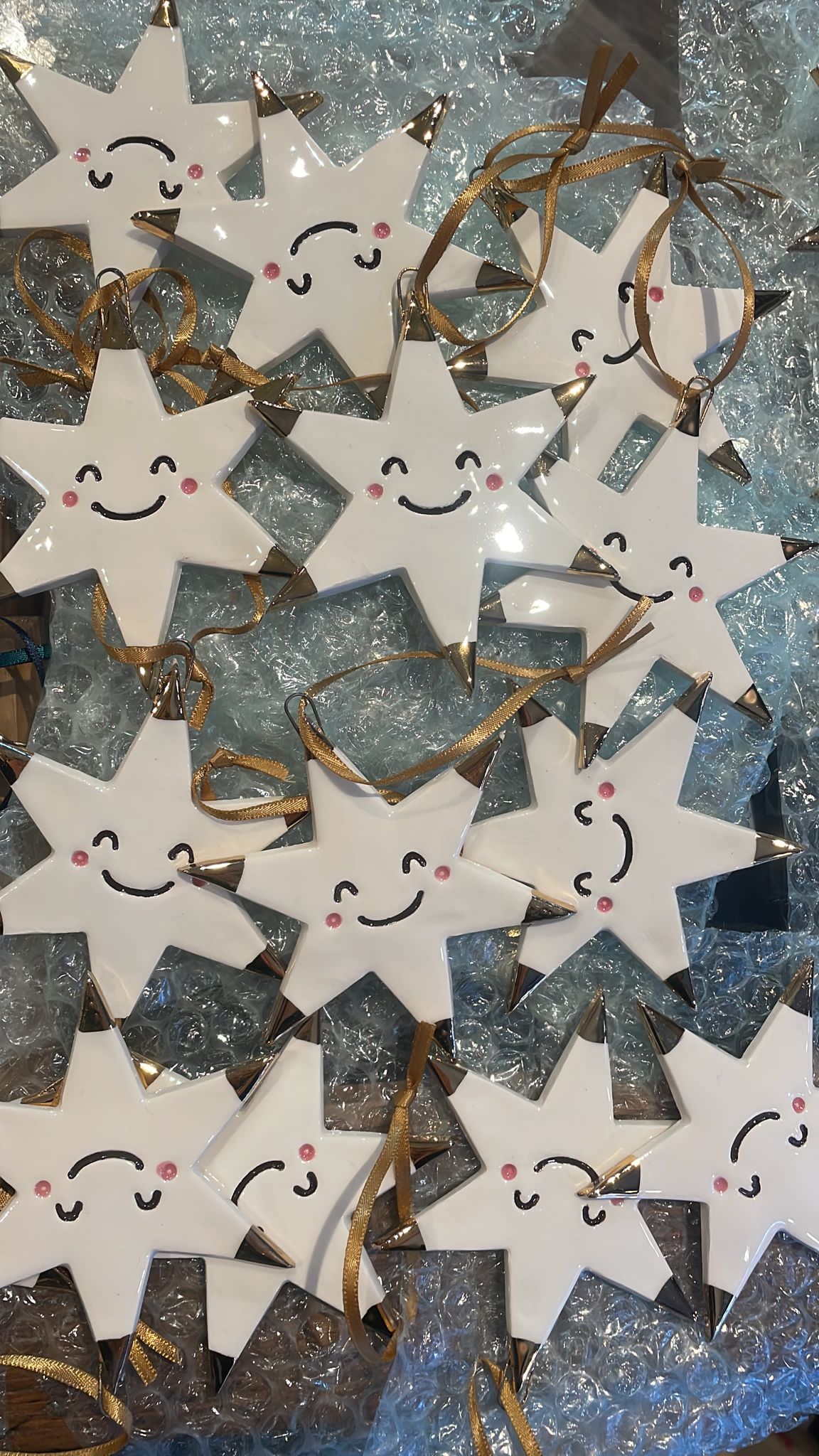 White Rain - Ceramic star with smile