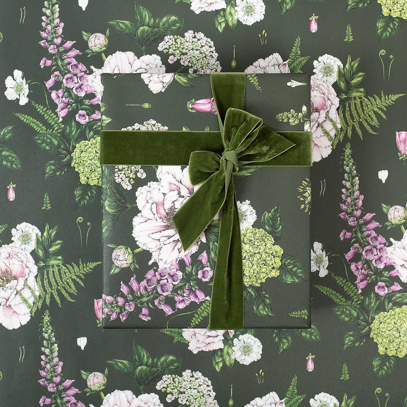 Summer Garden - Dark Green - Gift Wrap