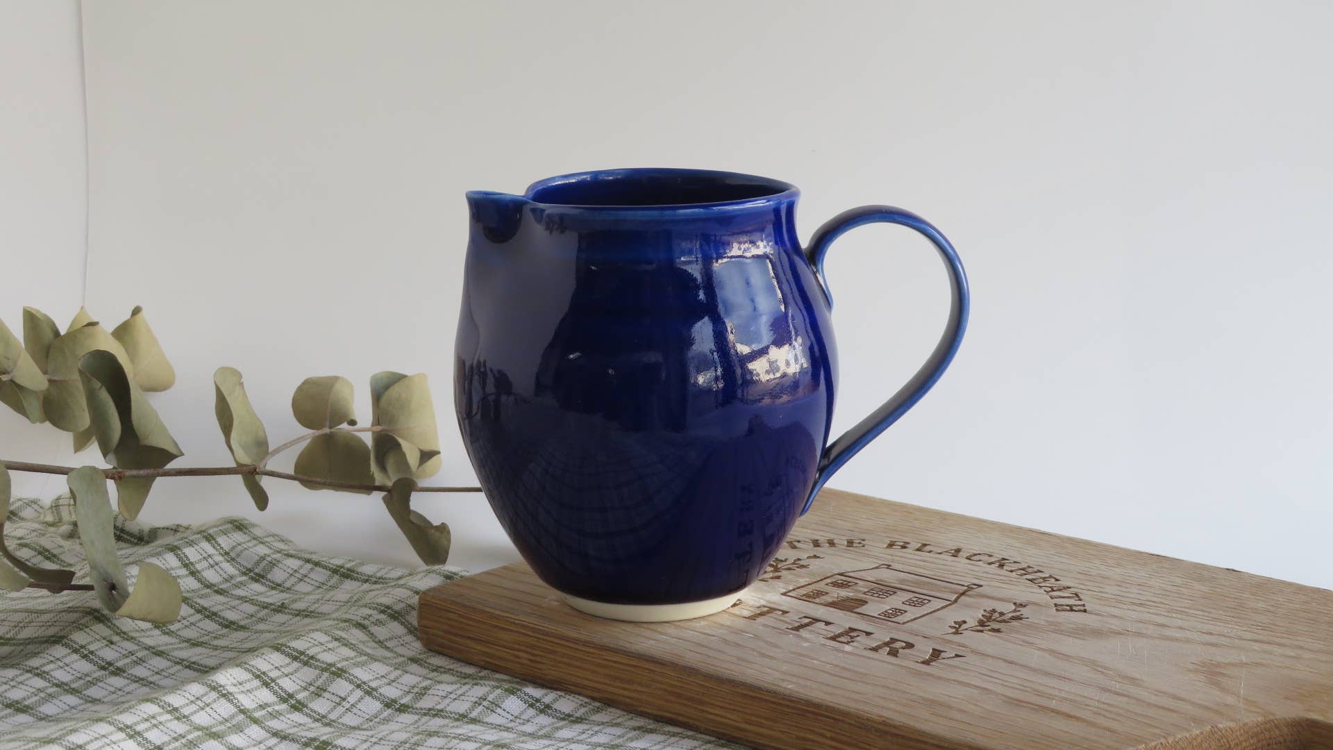 Custard Jug: celedon blue
