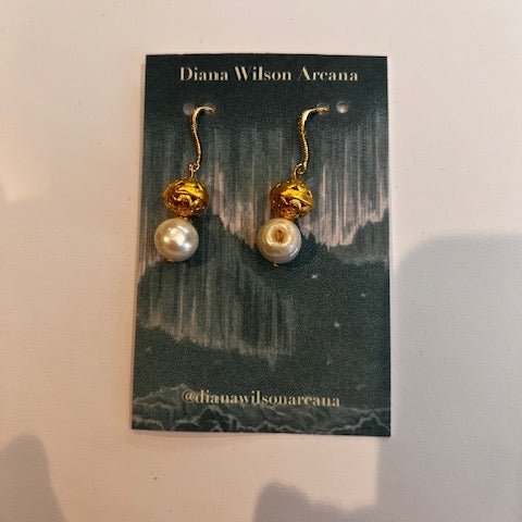 Pearl & gold ball earrings