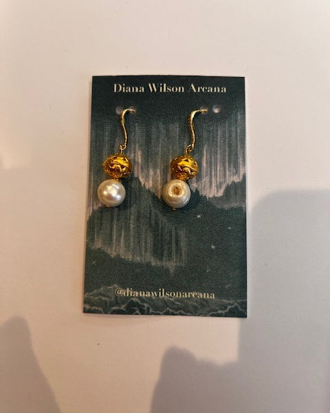 Pearl & gold ball earrings