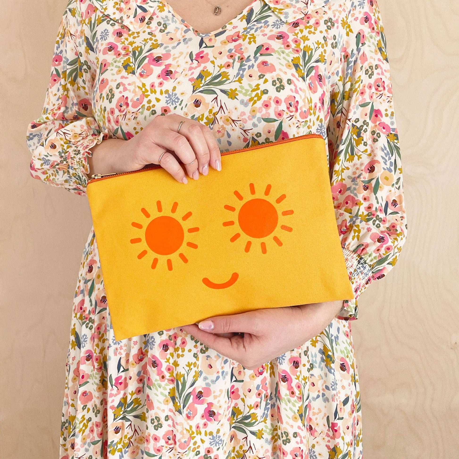 Sunshine Eyes - Yellow Pouch