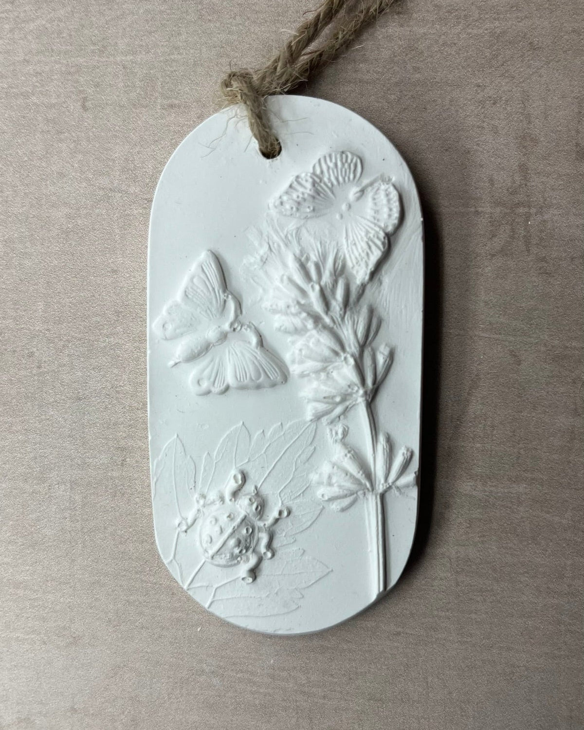 Small Ladybird and Butterflies Botanical Cast Fragrance Diffuser The Foxglove Tree